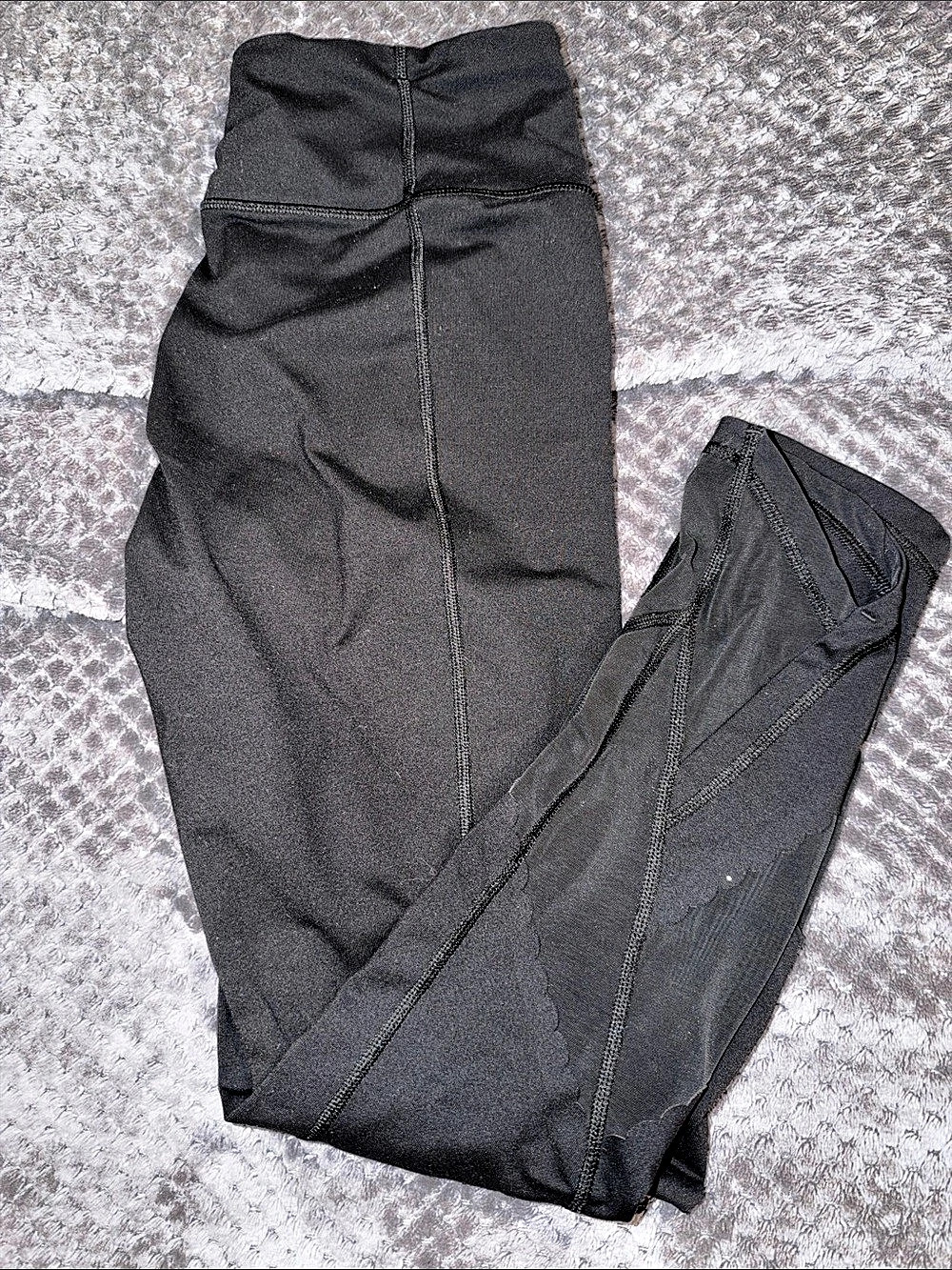 Victoria’s Secret Align Scalloped Hem High-Rise Pant Black Leggings